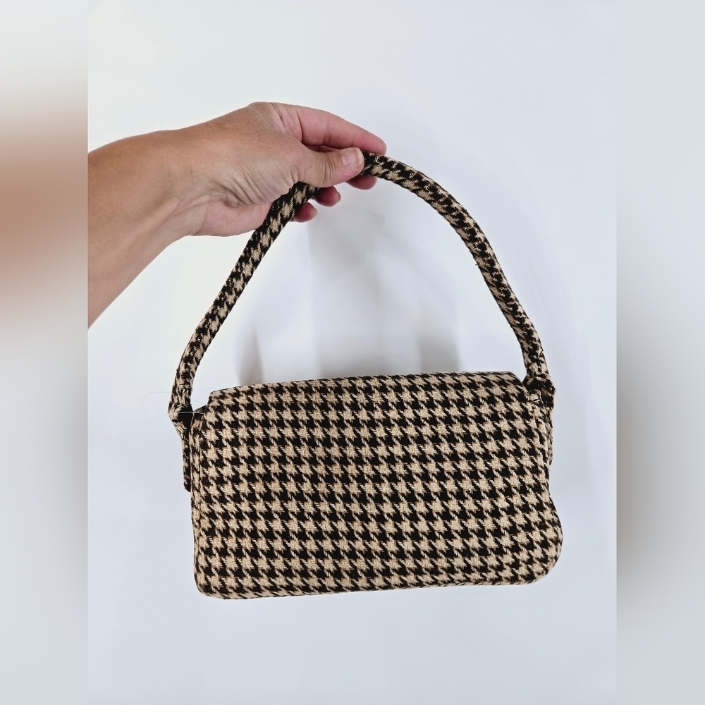 Nwt Houndstooth Rectangle Handbag - image 3